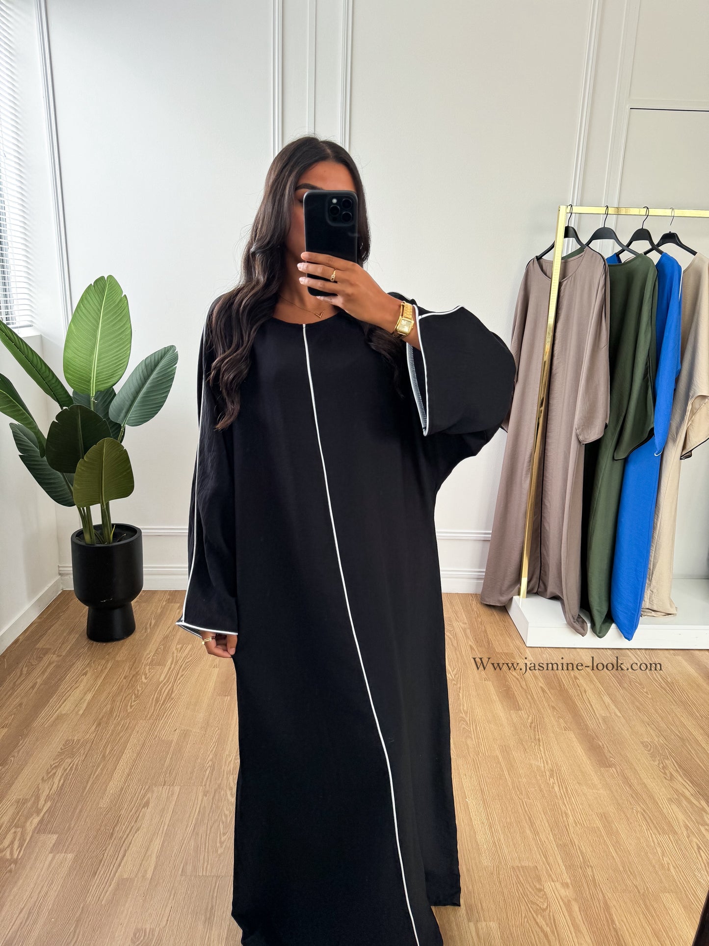 Black Abaya Jordania