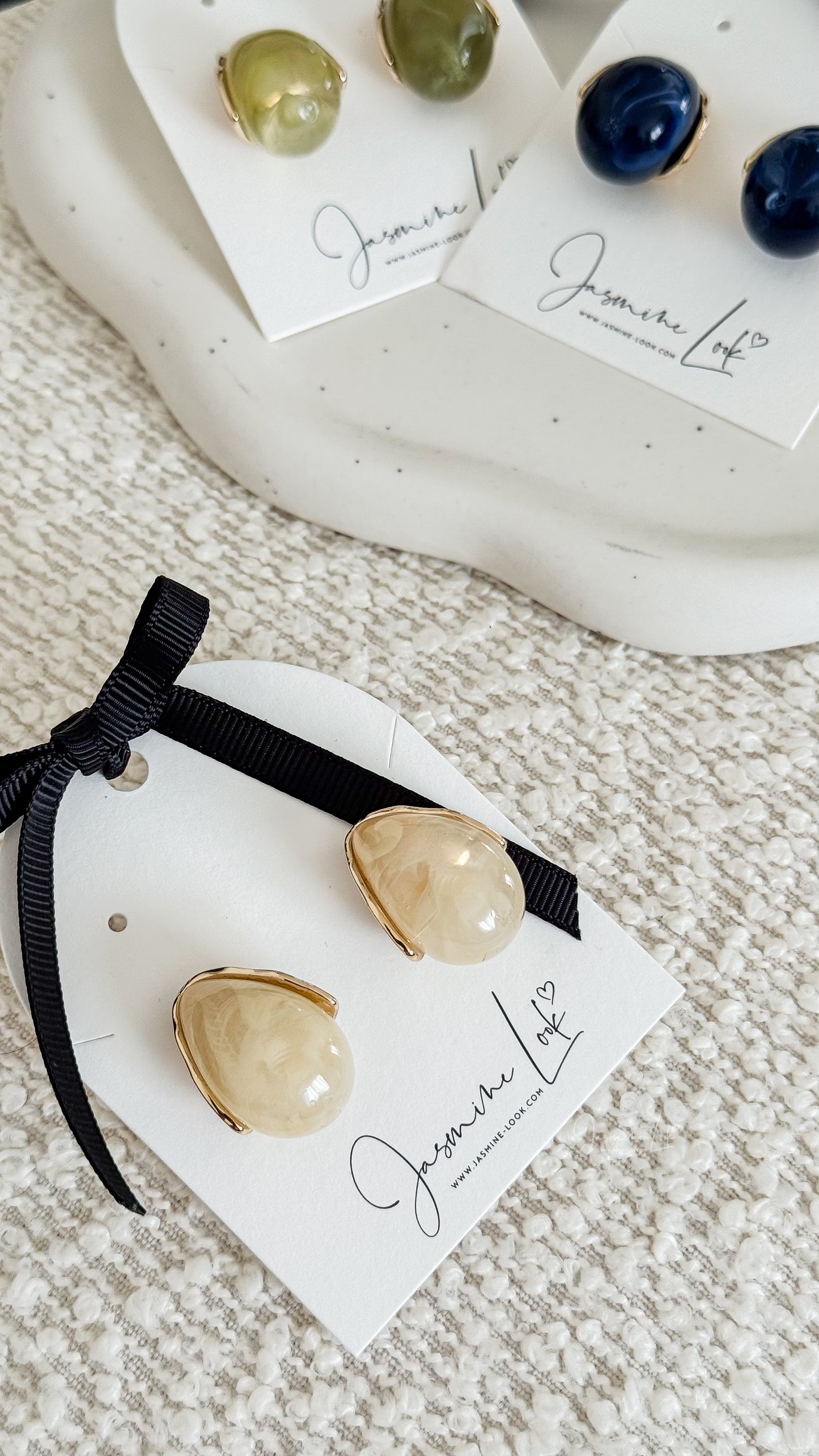 Boucle d’oreille Goutte résine
