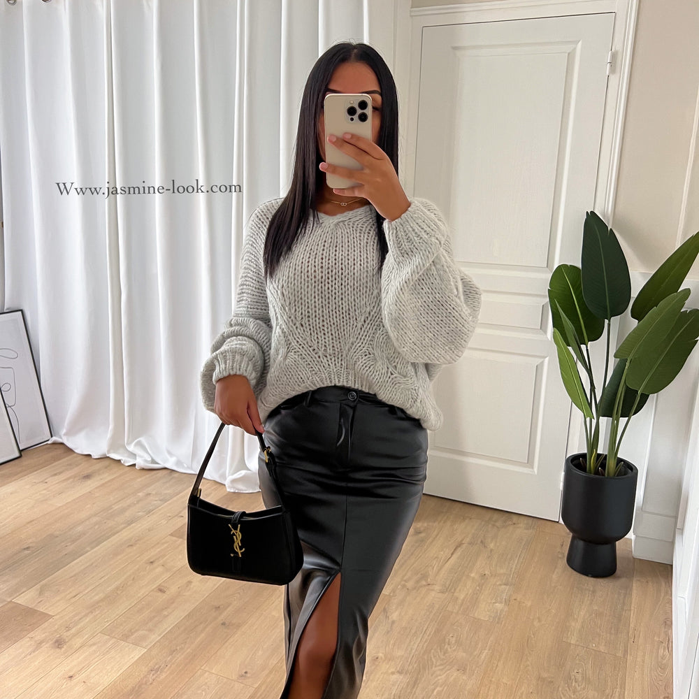 Fenty faux leather skirt (2 colors) and