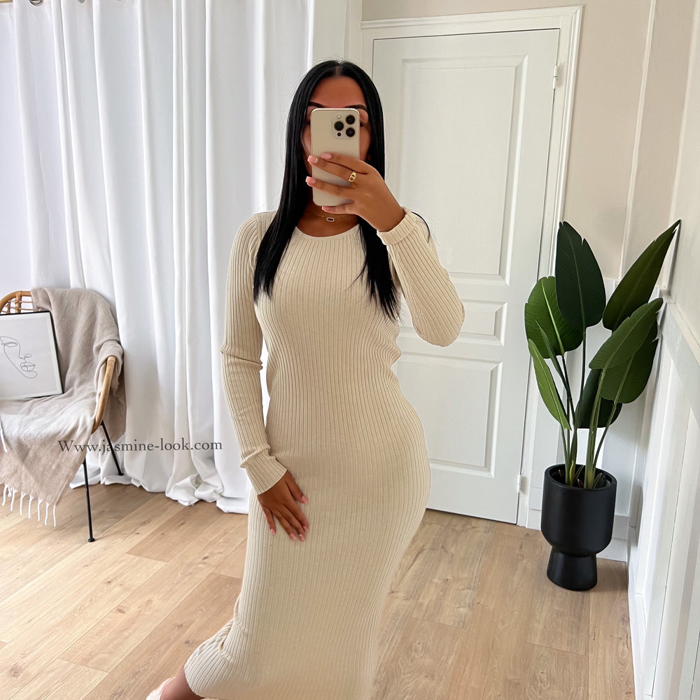 Basica beige sweater dress