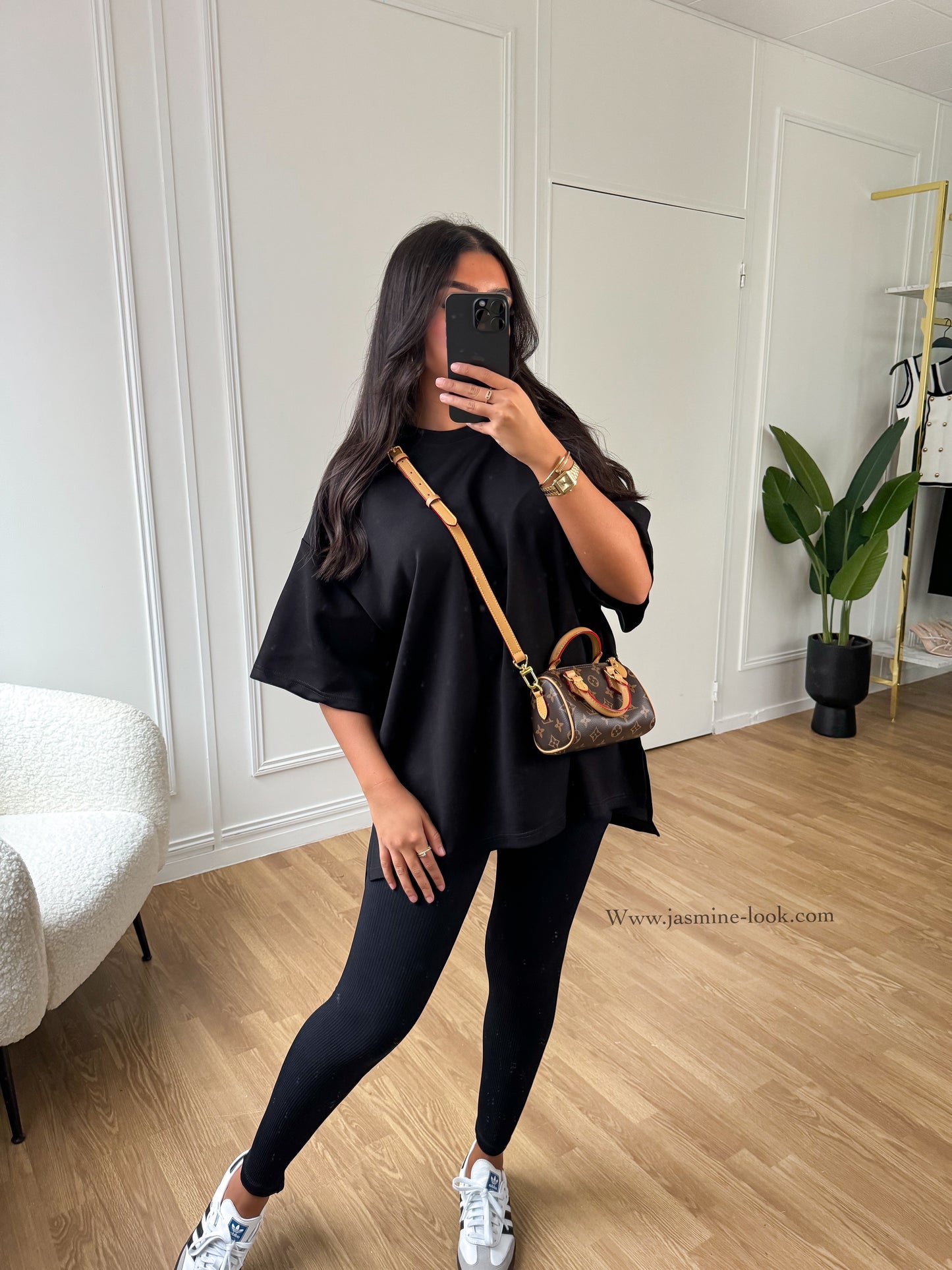 Fenty Premium Black T-shirt