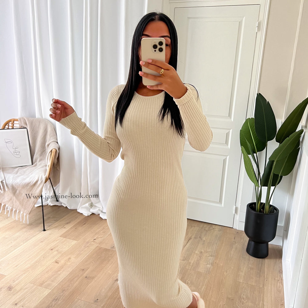 Basica beige sweater dress