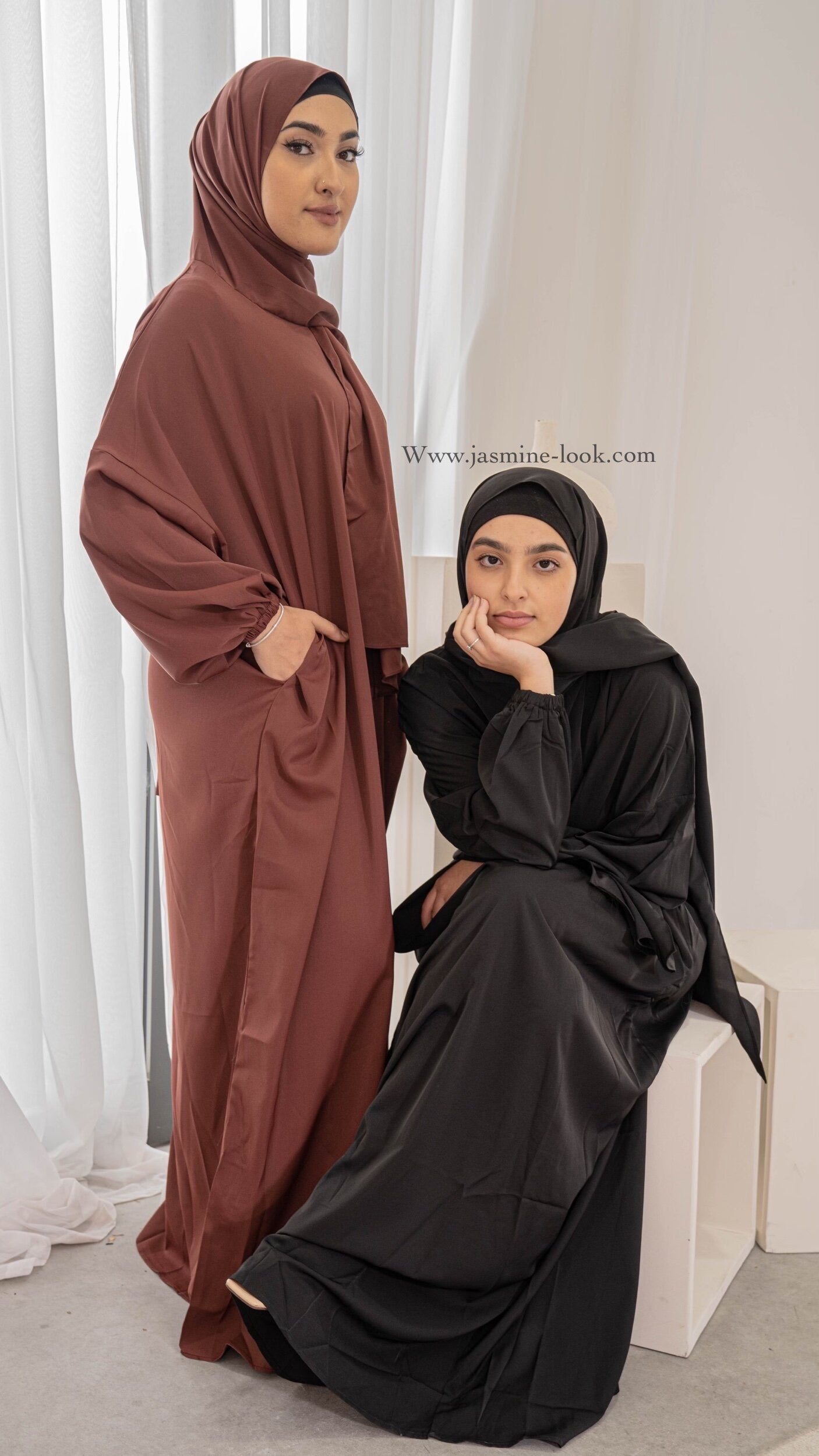 Integrated hijab abaya