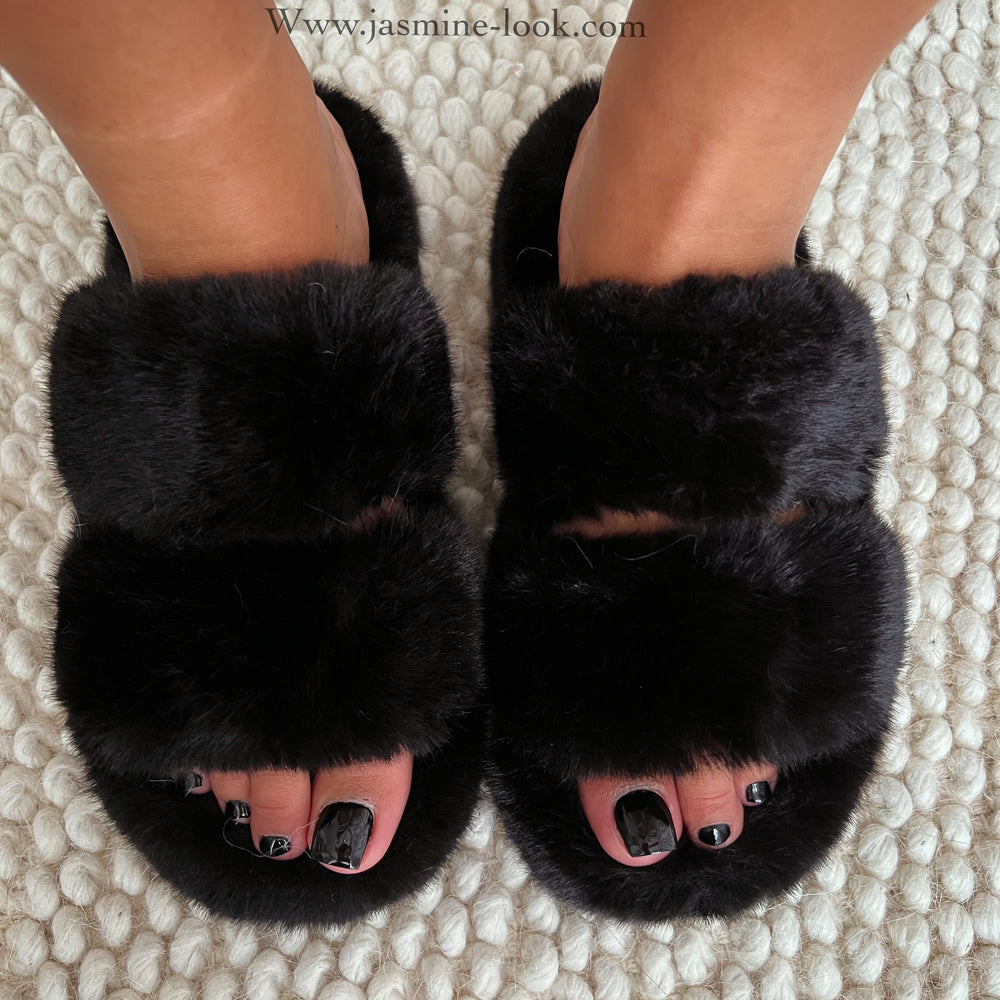 Fur mule