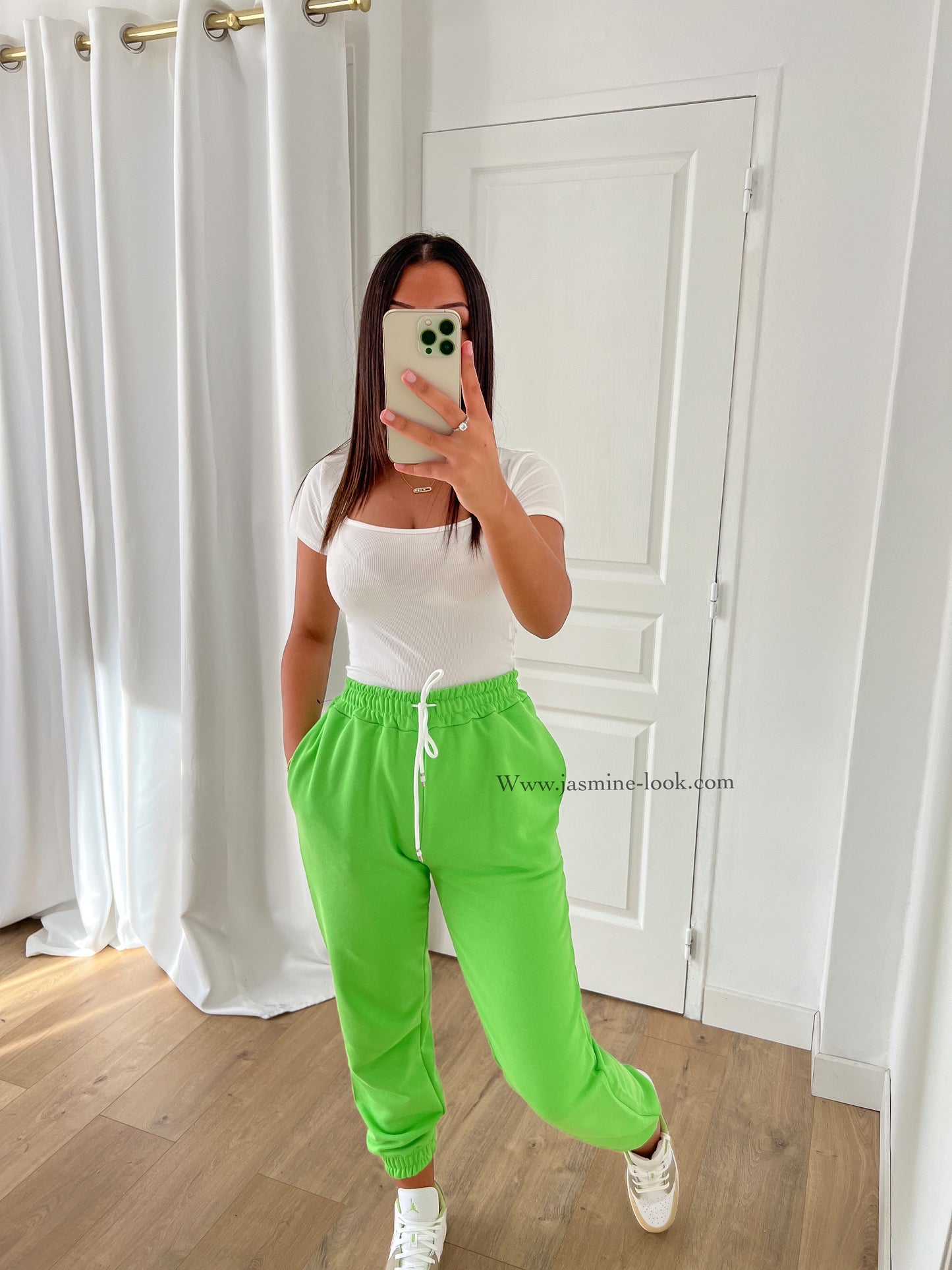 Apple green jogger