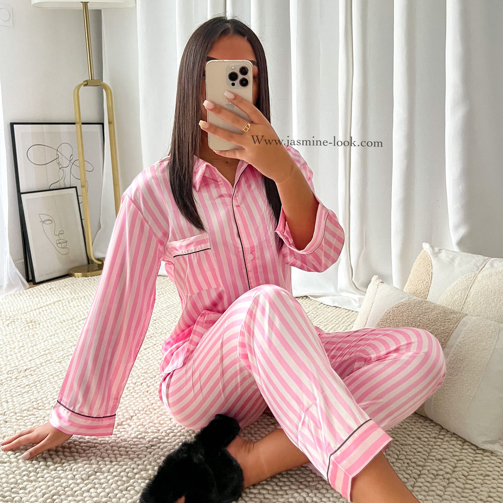 Satin pajamas VS